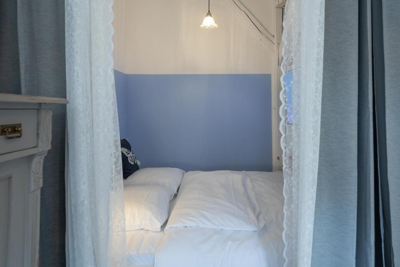 Altes Kontorhaus Kajuete Appartement Husum  Buitenkant foto