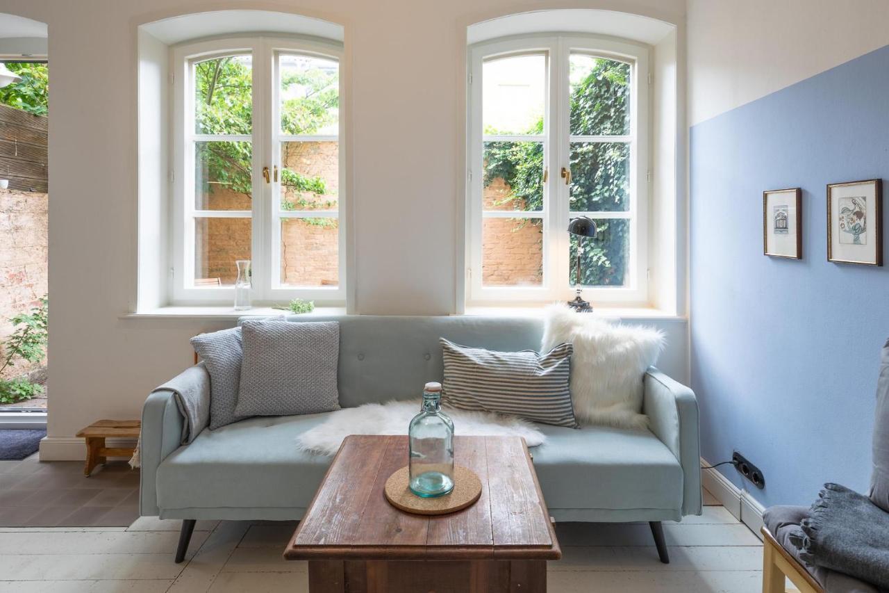 Altes Kontorhaus Kajuete Appartement Husum  Buitenkant foto